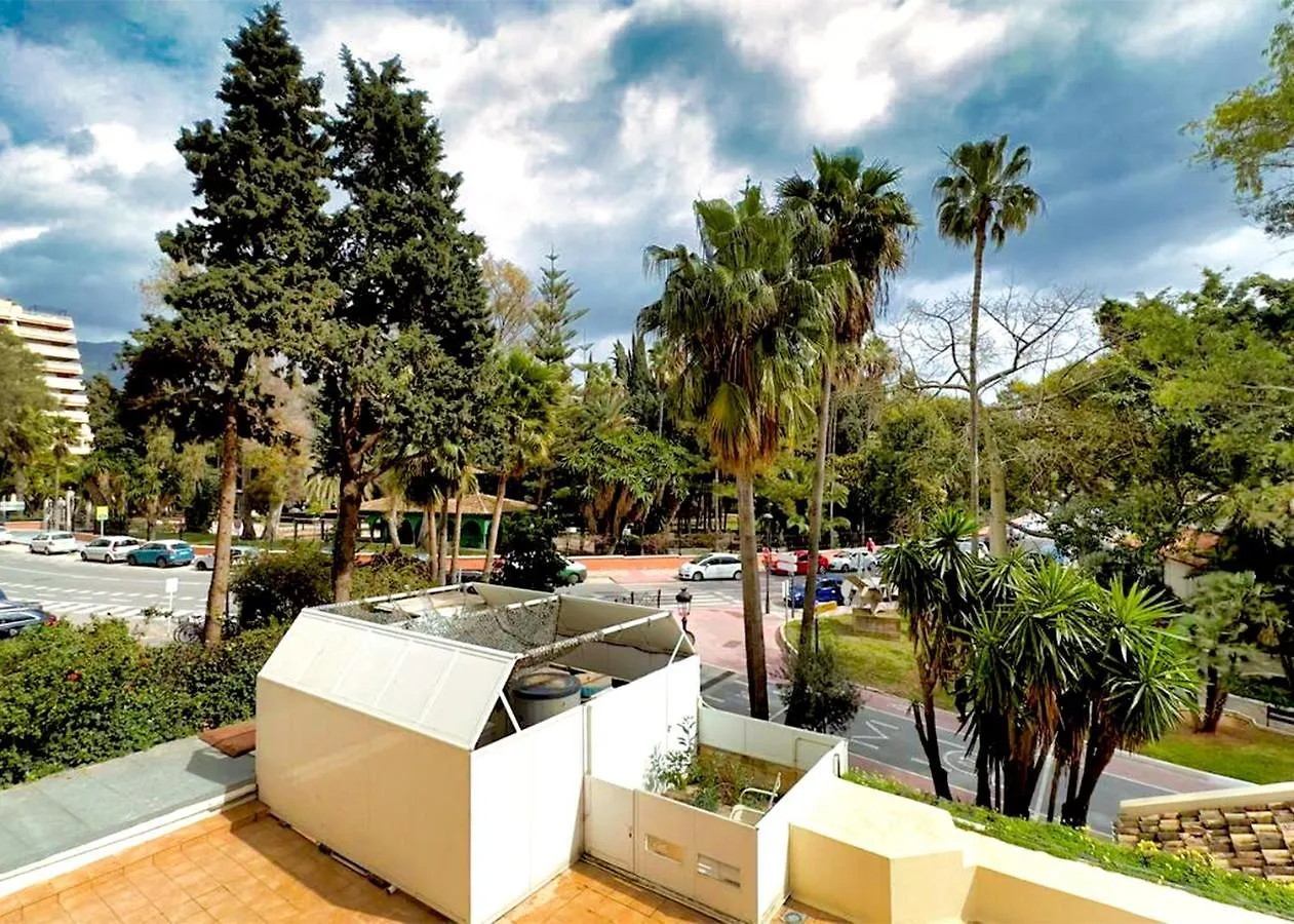 Apartment Skol 123. Great Studio For Holiday Rentals On The Beachfront. Marbella Spain