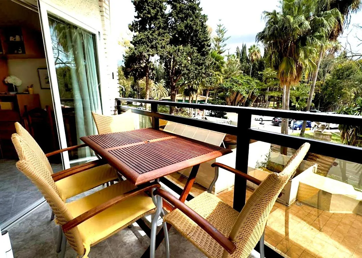 Apartment Skol 123. Great Studio For Holiday Rentals On The Beachfront. Marbella