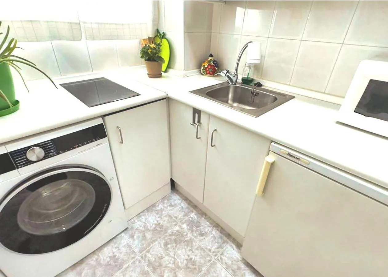 아파트 Skol 123. Great Studio For Holiday Rentals On The Beachfront. 마르베야 스페인